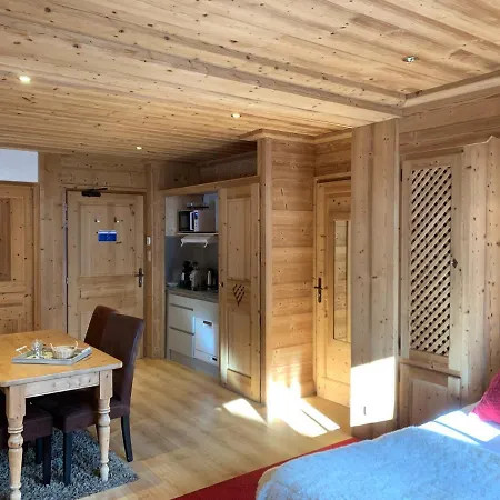 Appartements, Chalet Le Labrador 아파트